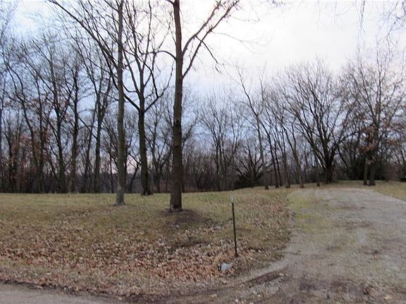 4th image of 4238 Panorama Dr
