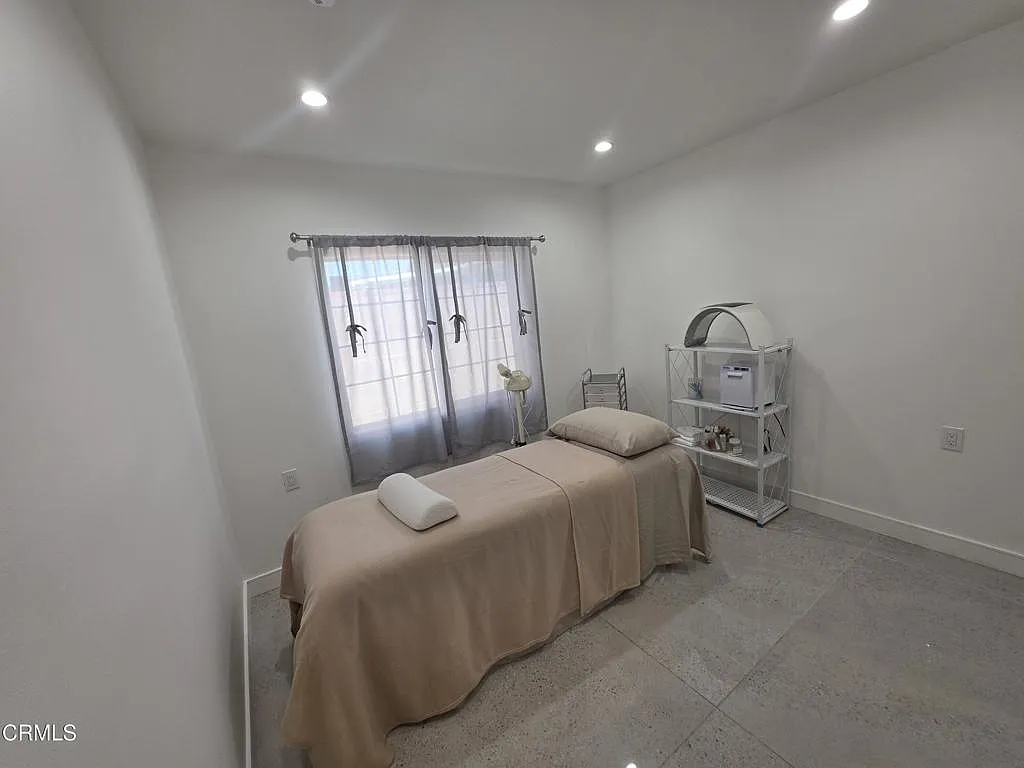 2 bed, 2.0 bath, 780 sqft, $2,795 — Photo 4