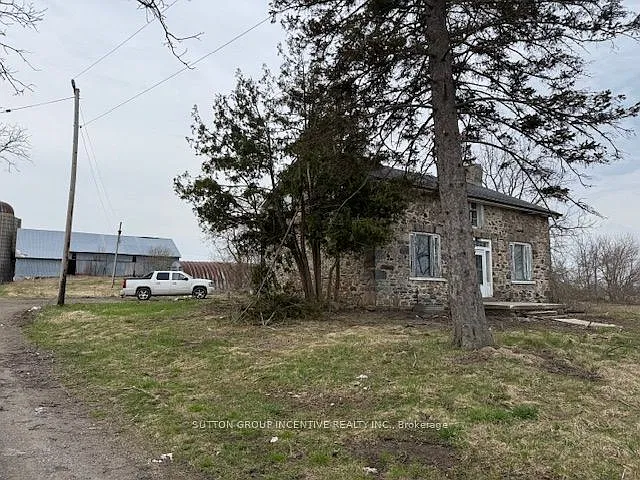 3 bed, $2,900 — Photo 2