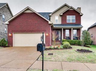 7704 Sunbar Ln, Nashville, TN 37211