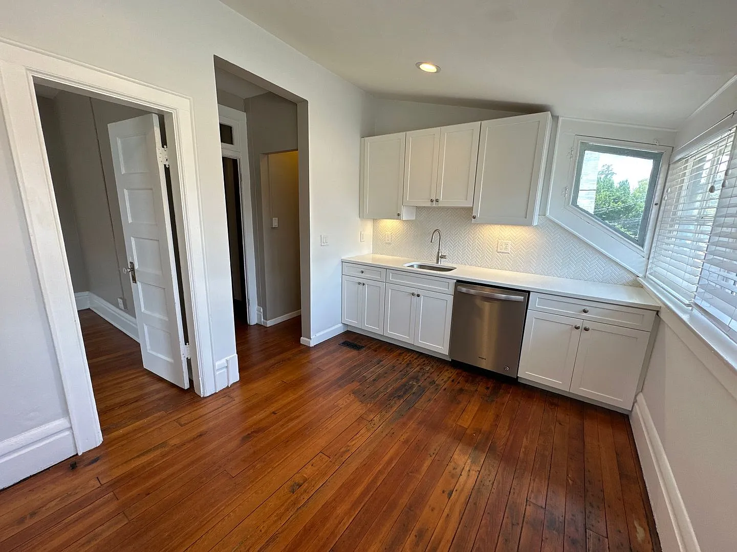 Neil Ave 1186 GW2 — Photo 4