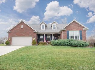 8097 Acorn Trl, Maineville, OH 45039