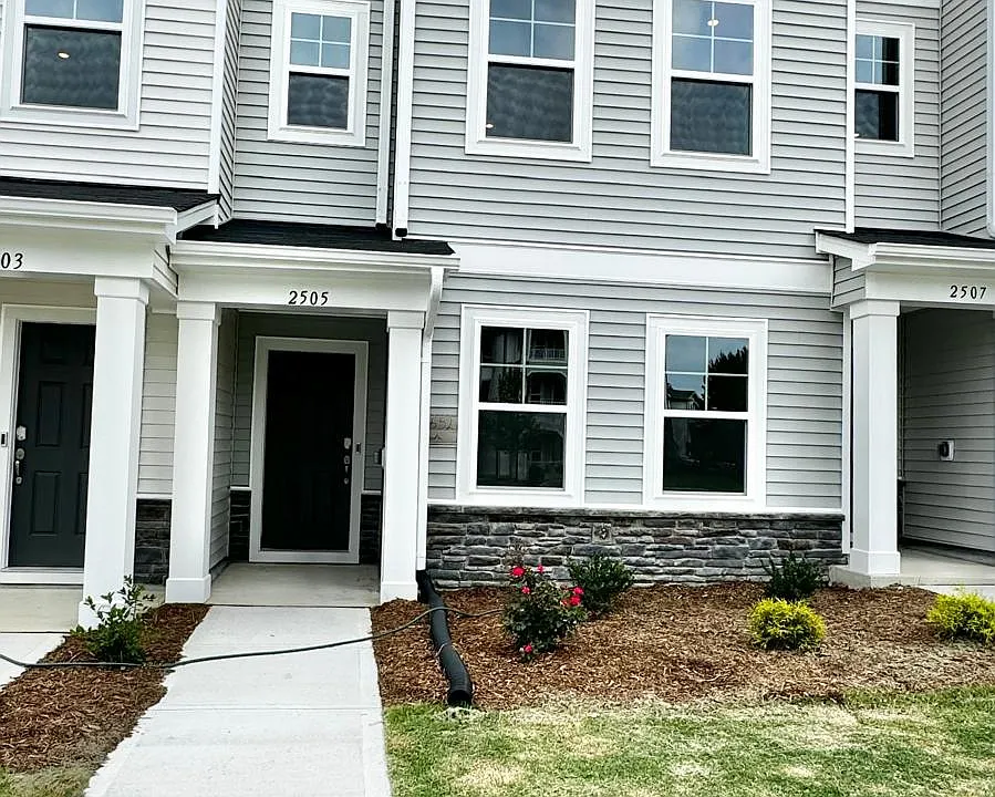 2505 Kasota Ln