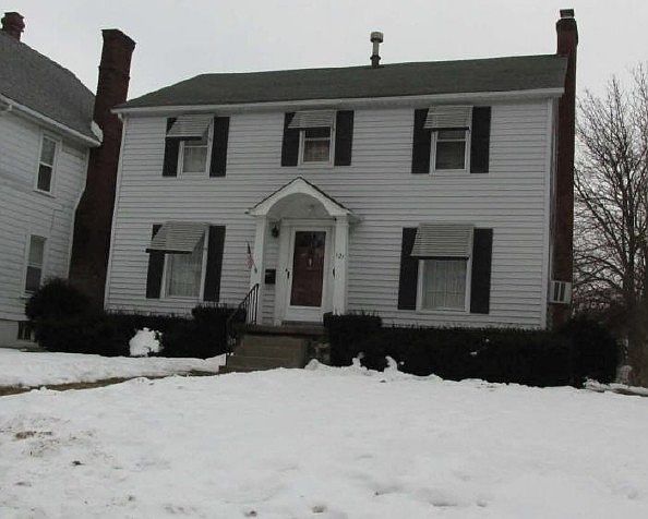 1st image of 127 Glenwood Blvd