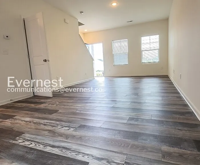 804 Jost St #70-71 — Photo 7
