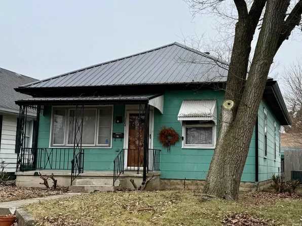 2004 S High St, Muncie, IN 47302