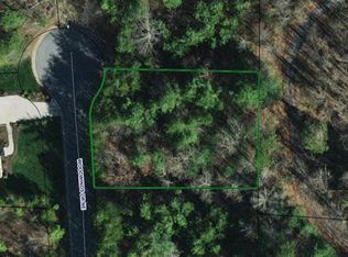 5128 Woodwinds Dr NE, Hickory, NC 28601