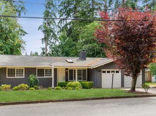 16525 NE 28th St, Bellevue, WA 98008
