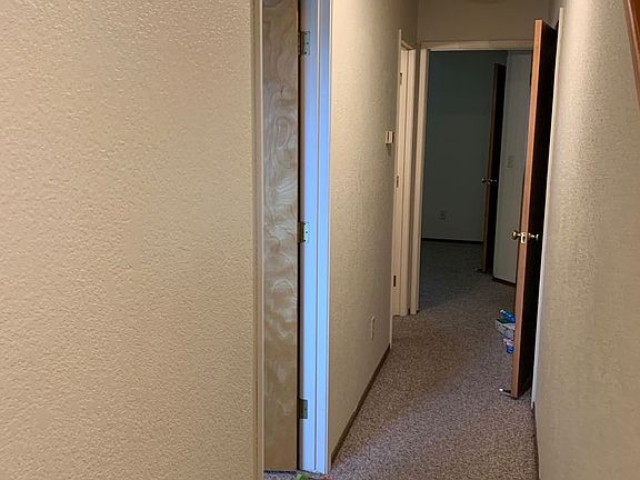 2nd image of 710 Bayside Rd APT B