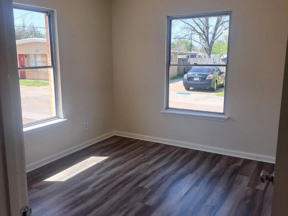 4th image of 3357 Frick Rd APT 2