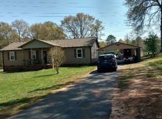 112 Duncan Heights Rd, Duncan, SC 29334