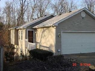 8505 Lake Superior Dr, Louisville, KY 40291