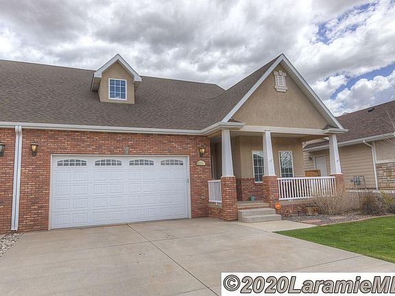 2nd image of 2523 Knadler St