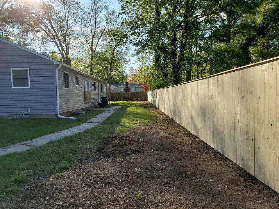 2nd image of 930 Edgewood Rd