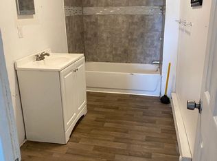 32 Camp St #2, Waterbury, CT 06704