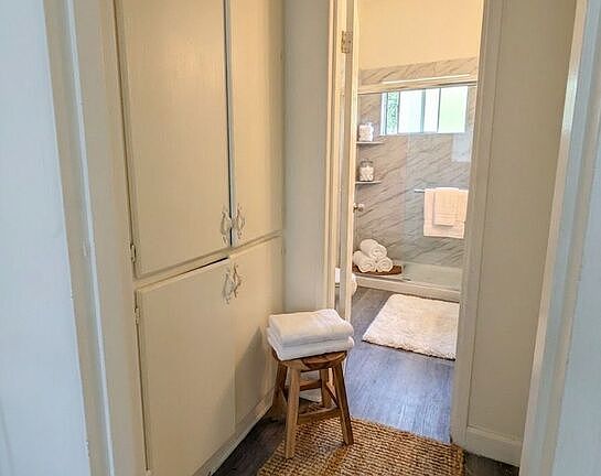 5th image of 1833 S Saint Andrews Pl APT 2