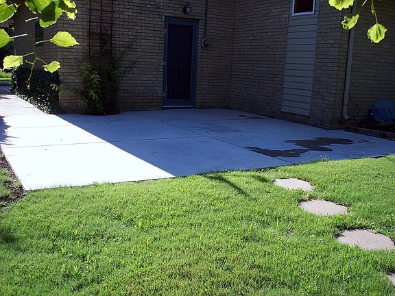 Back Patio (20 x 20)