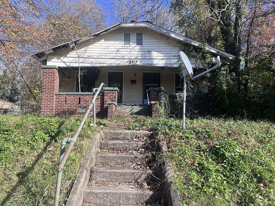 1st image of 210 Murray St