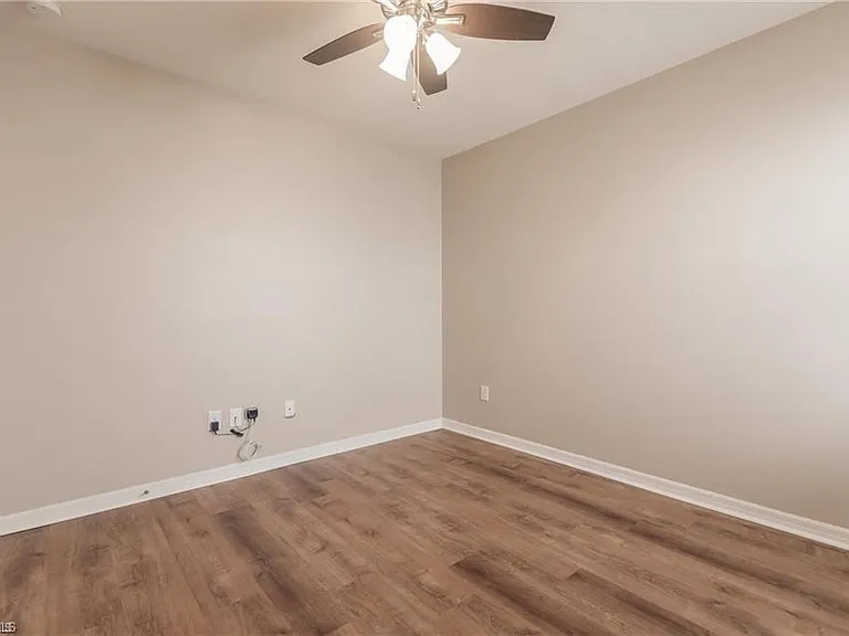 26978 Wildwood Pines Ln — Photo 24
