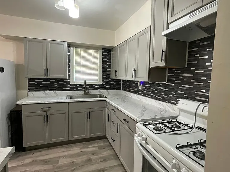 1314 Oak Dr — Photo 8