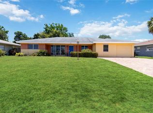 2322 Sunnyside Pl, Sarasota, FL 34239