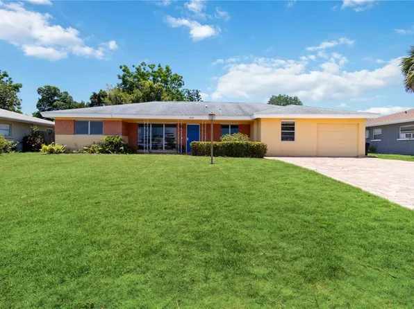 2322 Sunnyside Pl, Sarasota, FL 34239