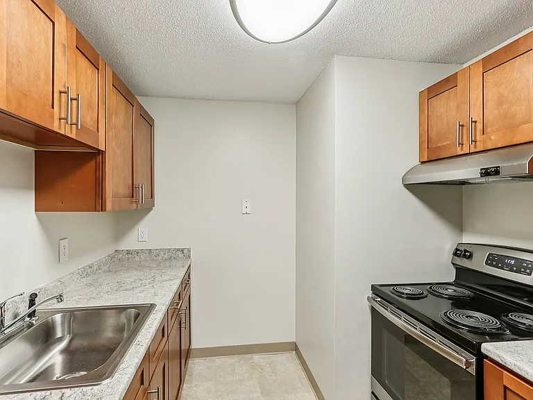 17-web-or-mls-Plantation St-S2708-009