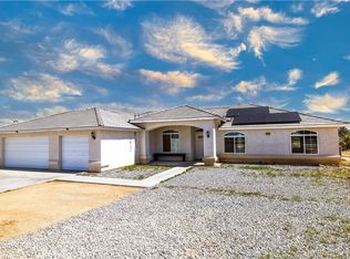 11355 7th Ave, Hesperia, CA 92345