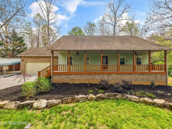 3220 Red Hawk Dr, Maryville, TN 37803