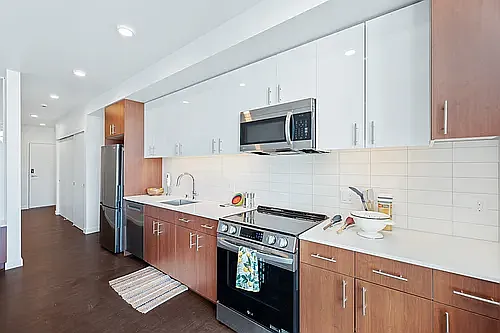 Flow Eastlake Apartments — Photo 55