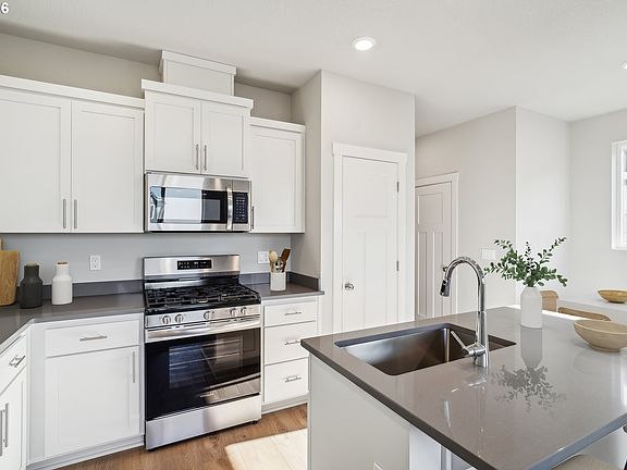 3rd image of 5741 Basalt Ct