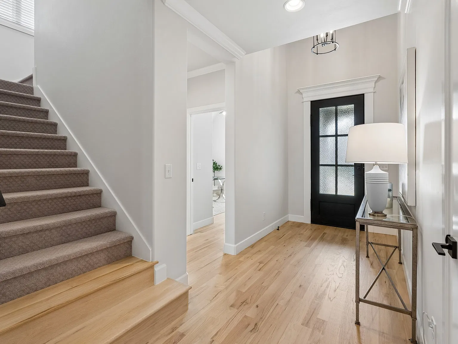 3 bed, 2661 sqft, $2,950 — Photo 3