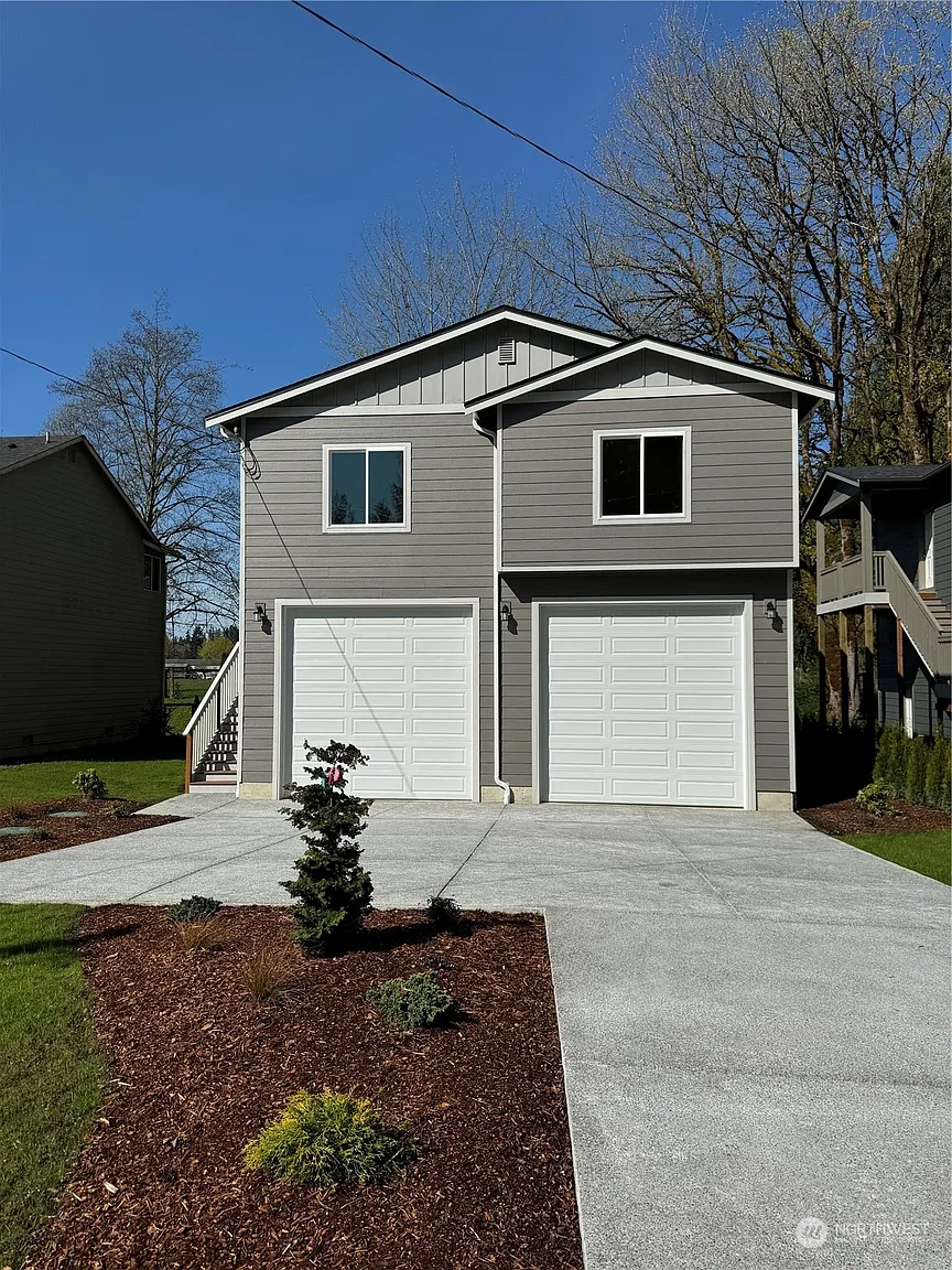 11322 183rd Drive NE photo 1