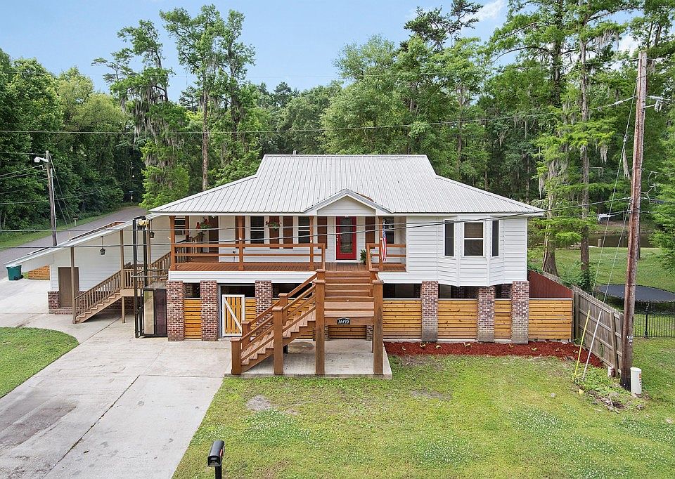 1st image of 14490 Samantha Dr
