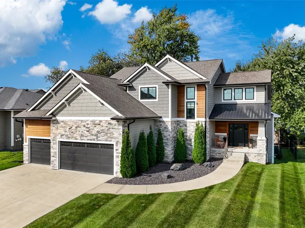 3920 163rd St, Urbandale, IA 50323