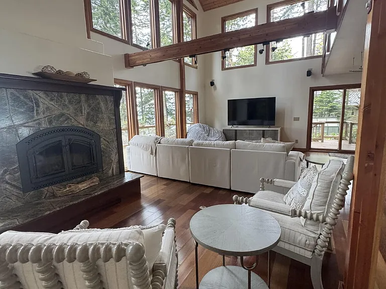 2878 Raccoon Point Rd — Photo 15