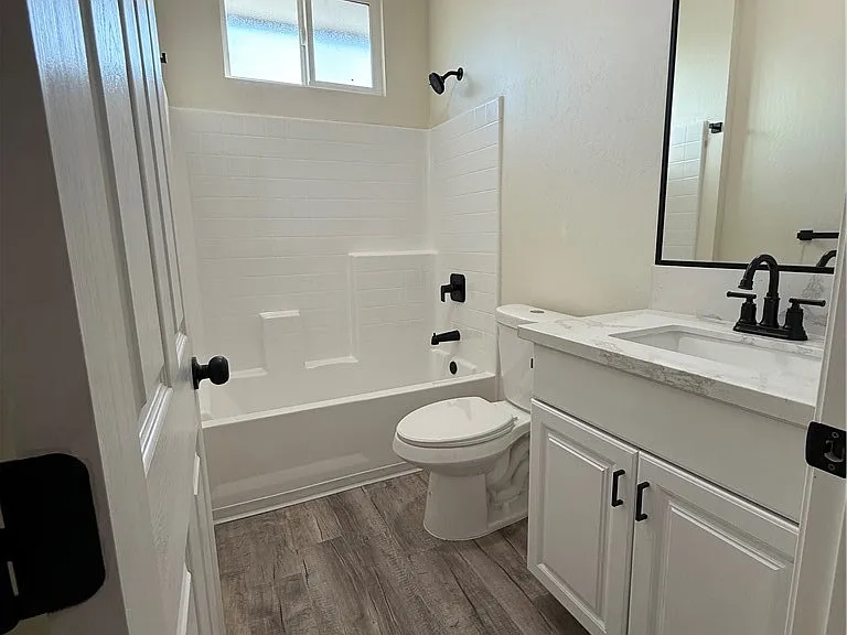310 Ohio Dr #B — Photo 10