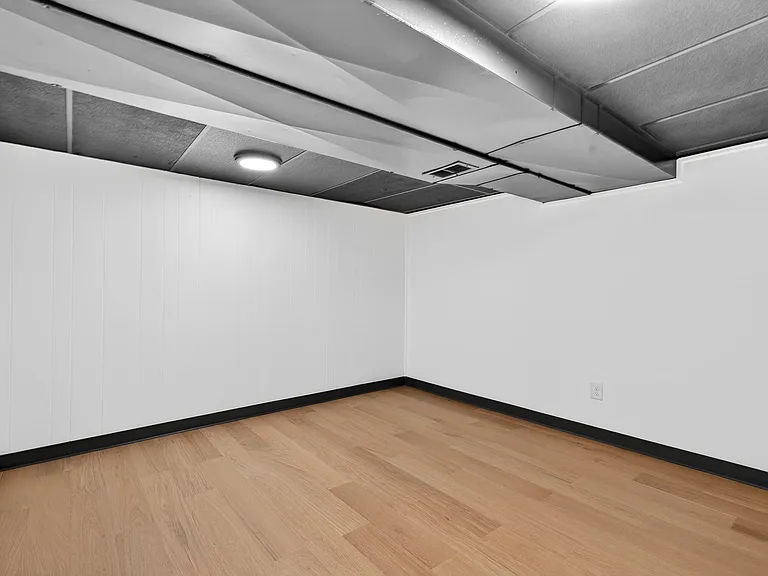 6450 Hadden Bay Dr — Photo 37
