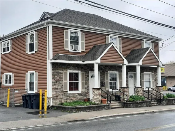 10-12 Lakes Road, Monroe, NY 10950