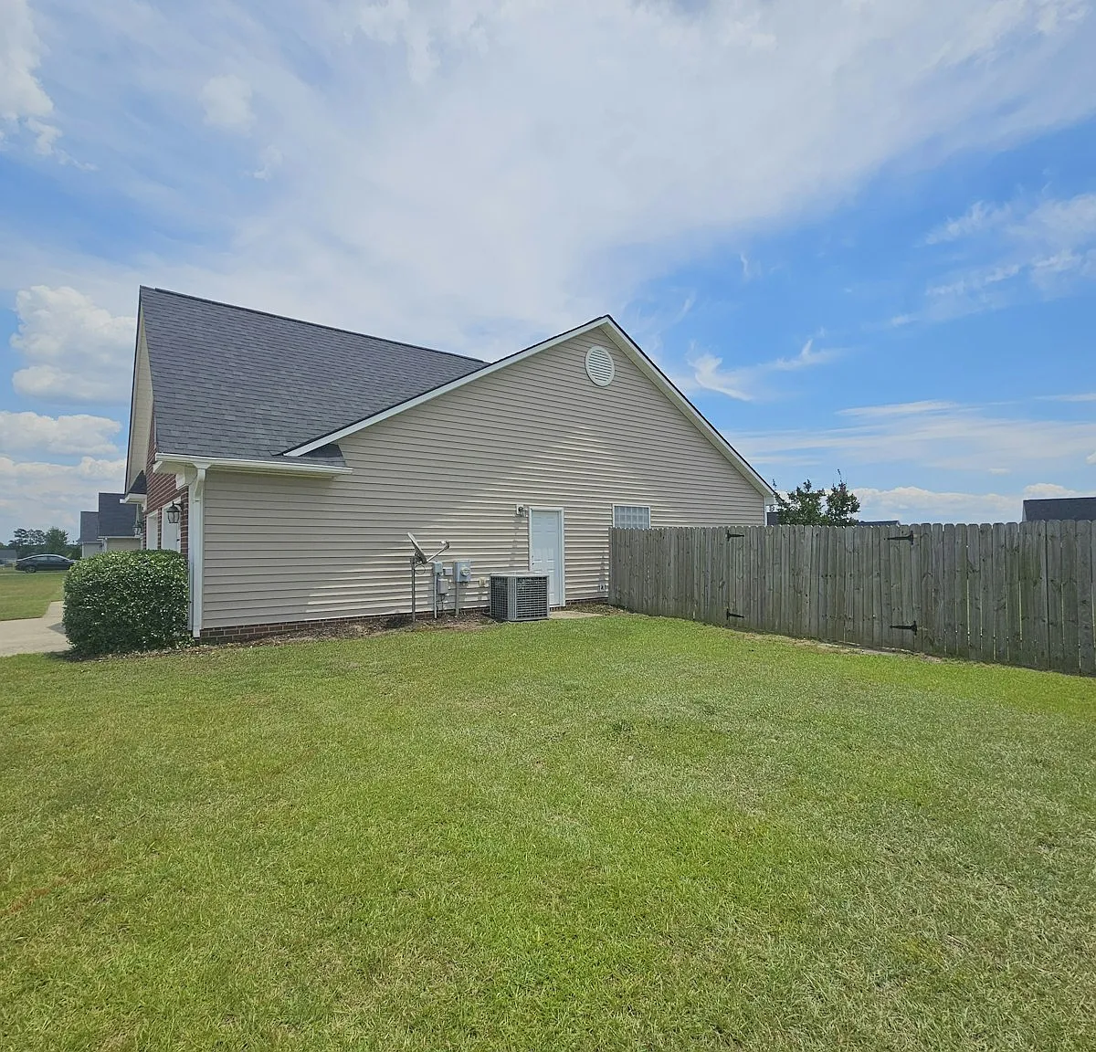 389 Ivywood Lane — Photo 4