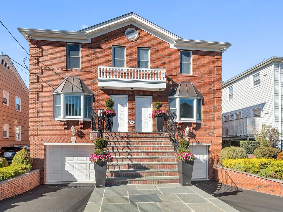 1st image of 27 Woodside Ave #2A