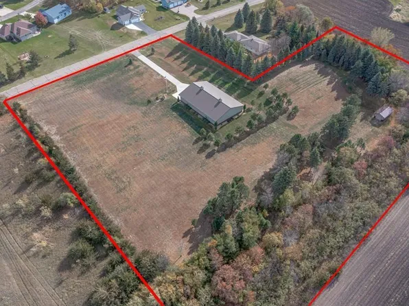 218 La Grand Ln NW, Alexandria, MN 56308