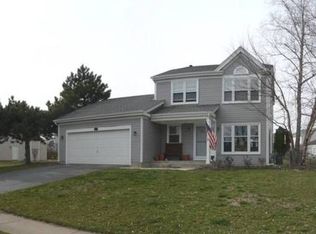 654 Big Sky Trl, Cary, IL 60013