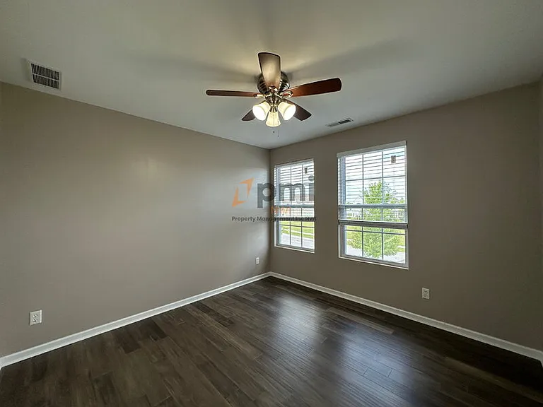 1864 Westridge Dr — Photo 25