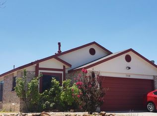 7716 San Benito St NW, Albuquerque, NM 87120