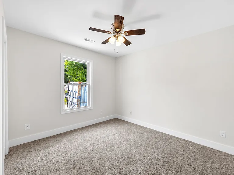 6 Goodrich St — Photo 21