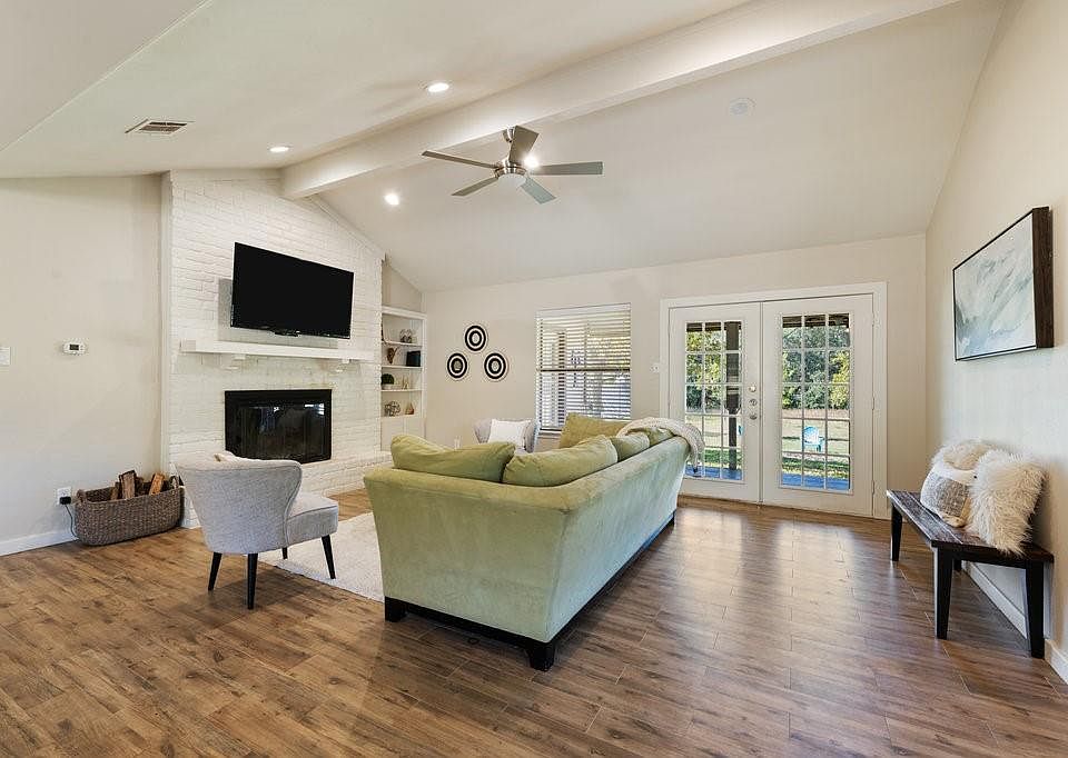 1st image of 9114 Granada Hills Dr