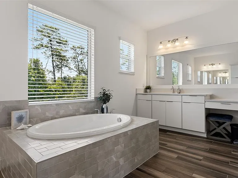 10396 Royal Cypress Way — Photo 28
