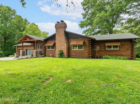 6135 Red Bud, Fulton, MO 65251