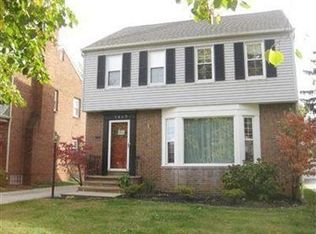 3842 Faversham Rd, University Heights, OH 44118